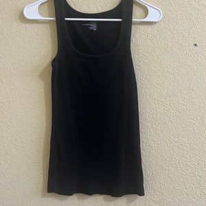 black plain old navy tank top